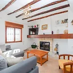 Casa Marcelino Y Pepa Rosa