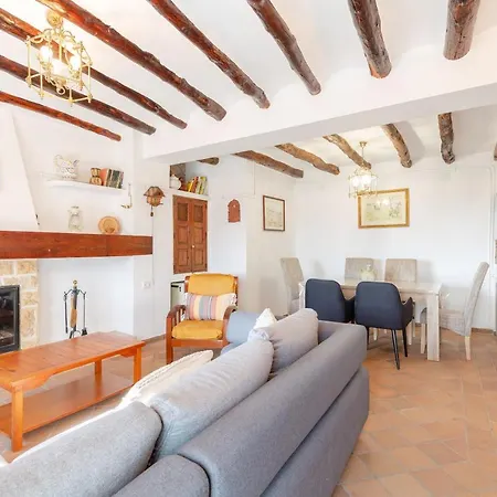 Holiday home Casa Marcelino Y Pepa Rosa Sella