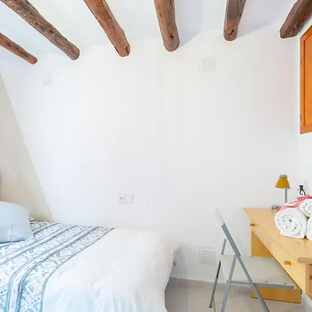 Casa Marcelino Y Pepa Rosa *