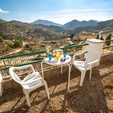 Holiday home Casa Marcelino Y Pepa Rosa Sella