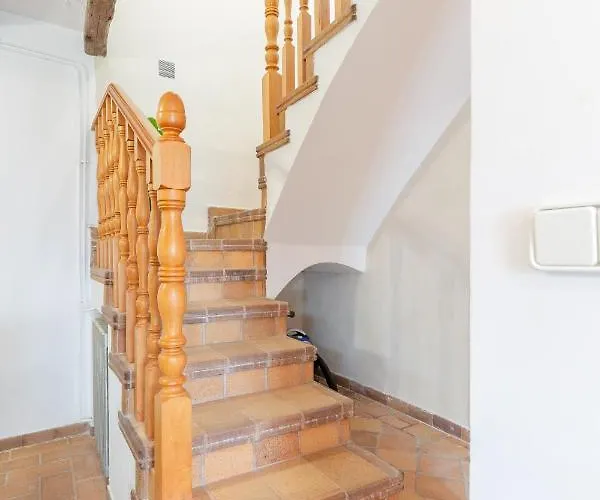 Casa Marcelino Y Pepa Rosa *