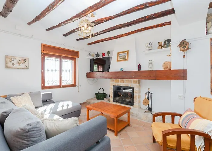 Casa Marcelino Y Pepa Rosa